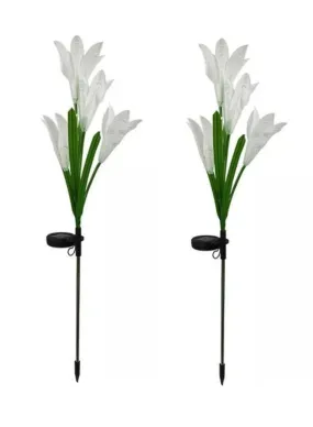 2 Pcs Beautiful Romantic Waterproof Solar Powered LED Simulation Lily Artificial Flower for Landscape With Stake For Outdoor Garden, White