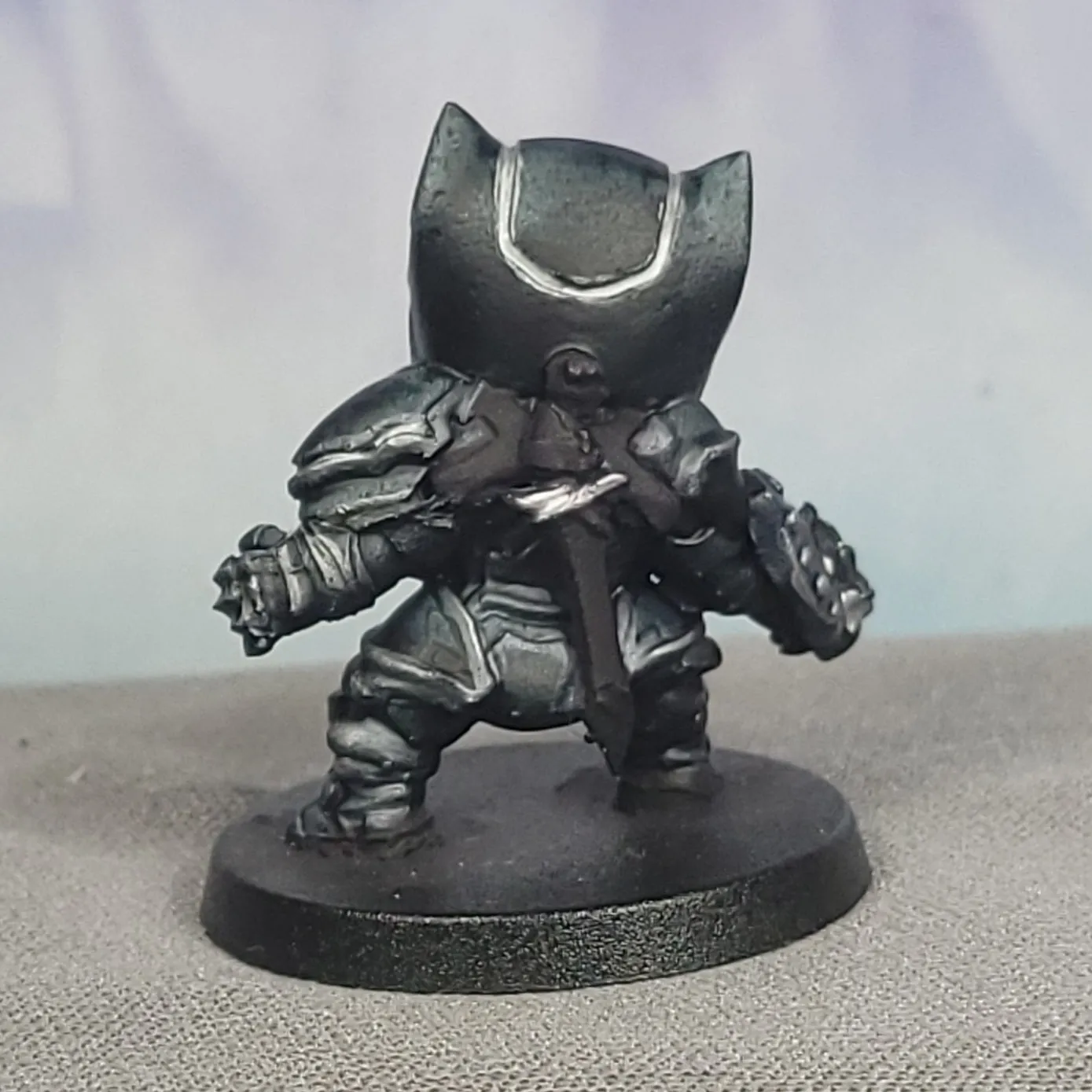 Capsule Chibi - Black Panther Knight (Hammer Shield)