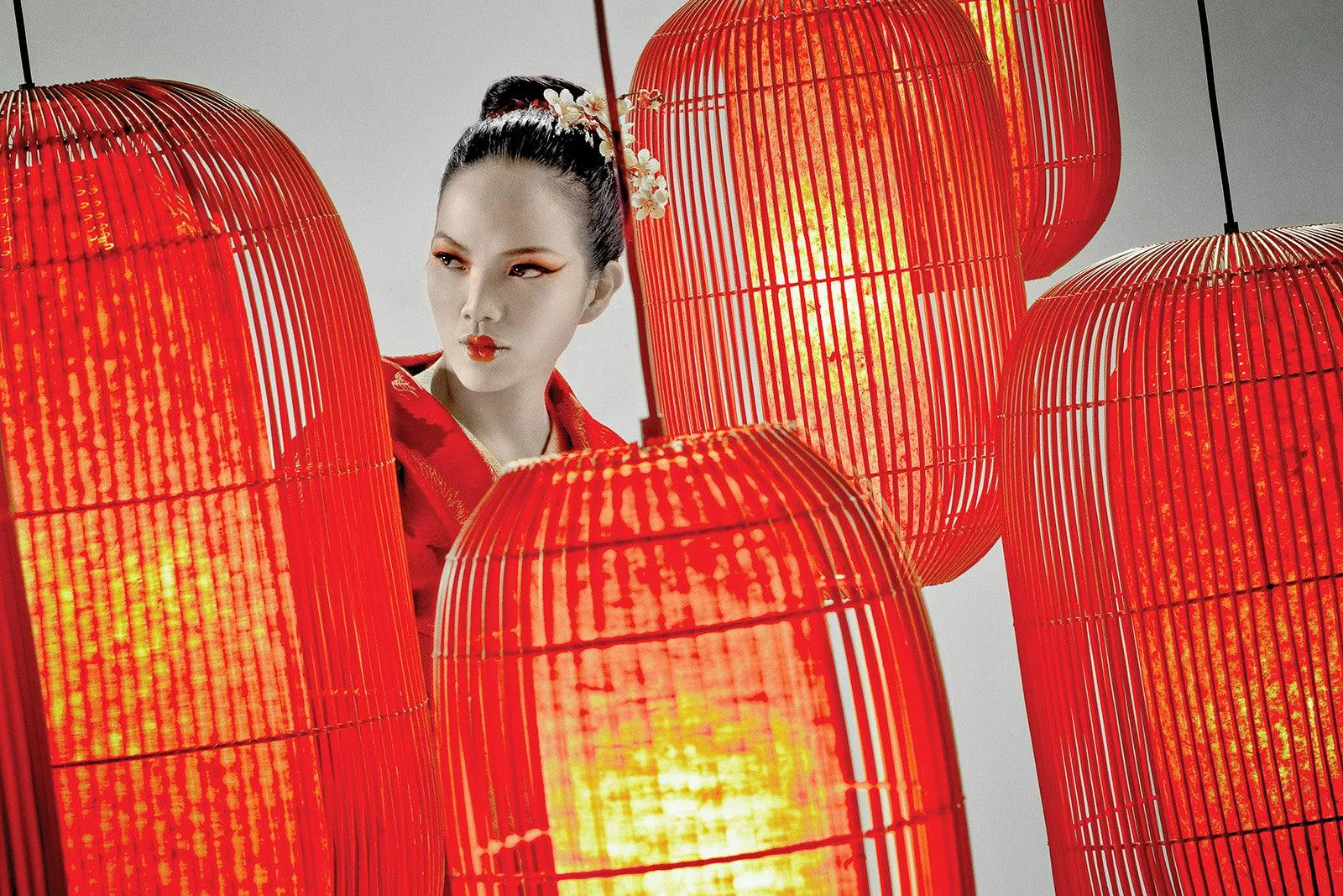 GEISHA FLOOR LAMP