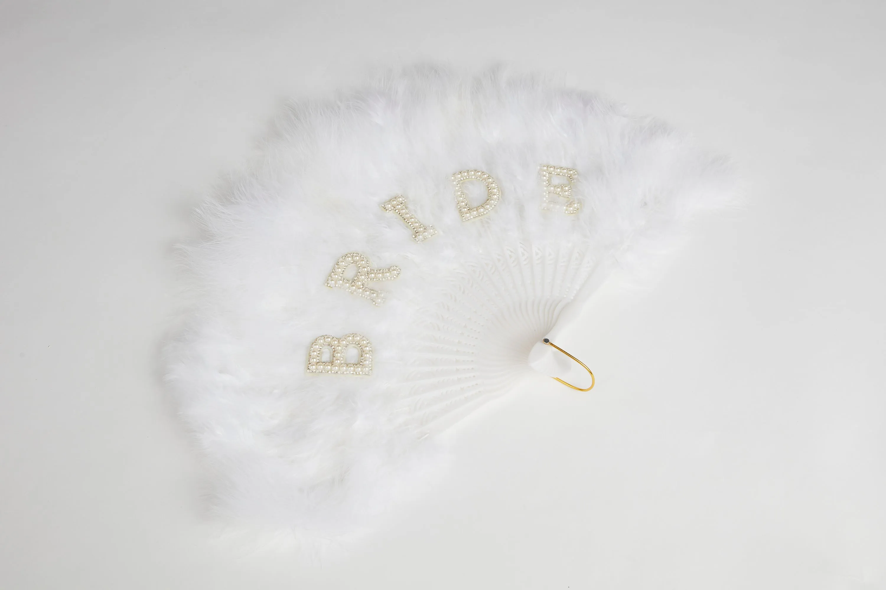 The Elizabeth Feathered Fan